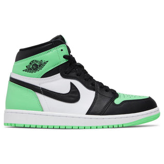 Nike Air Jordan Retro High sneakers in green